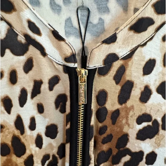 Calvin Klein Half Zip 3/4 Sleeve Leopard Print Top - L - NWT - Picture 2 of 9